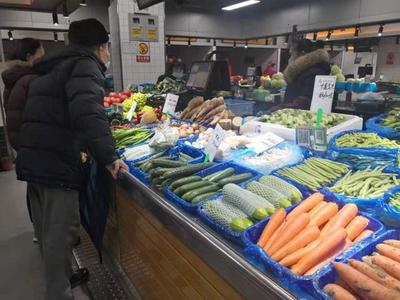 頭水香椿鮮嫩上市，零售價創三年新低引嘗鮮熱潮